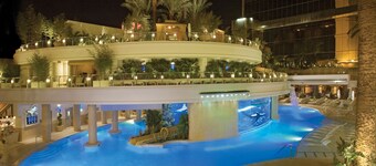 Golden Nugget Las Vegas Hotel & Casino