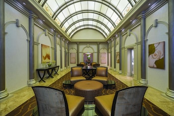 Body treatments, hydrotherapy, aromatherapy, hot stone massages at Golden Nugget Las Vegas Hotel & Casino