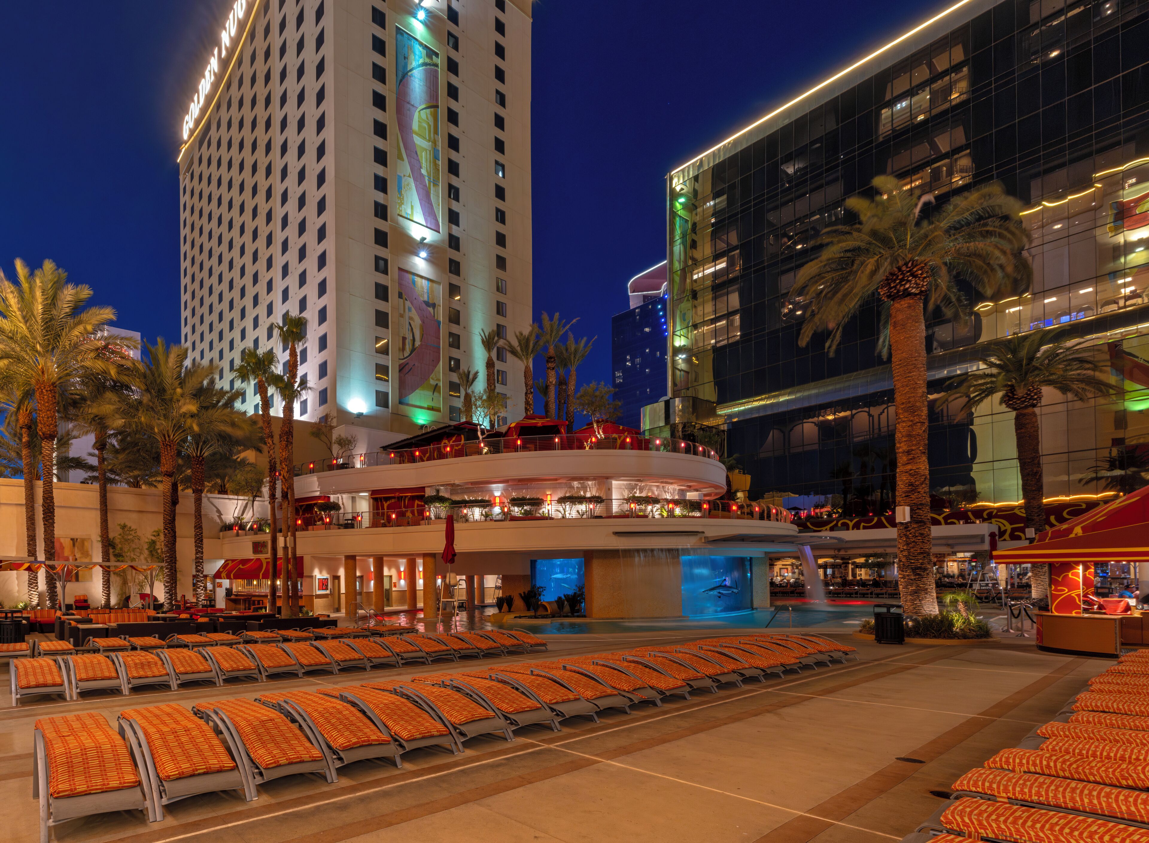 2 piscinas al aire libre, cabañas de piscina (de pago), tumbonas