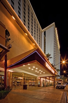 Hotel Exterior at Golden Nugget Las Vegas Hotel & Casino