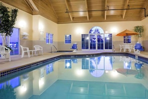 Indoor pool, open 7:00 AM to 10:00 PM, pool umbrellas - Quality Inn & Suites Stillwater (Stillwater)
