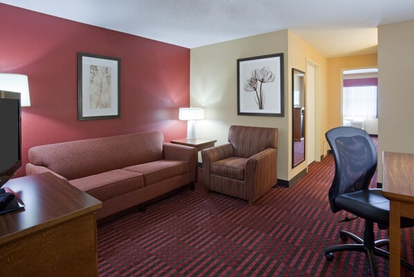 Suite, 1 Bedroom (King Bed) | Living area - Quality Inn & Suites Stillwater (Stillwater)