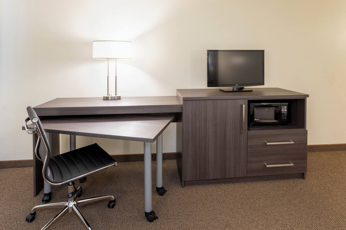 32-inch led tv with satellite channels