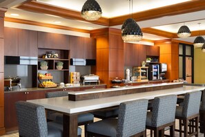 Free daily buffet breakfast - Wyndham Moline on John Deere Commons (Moline)