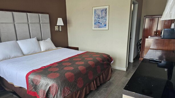 Room - Travel Inn By OYO Omaha (Omaha)