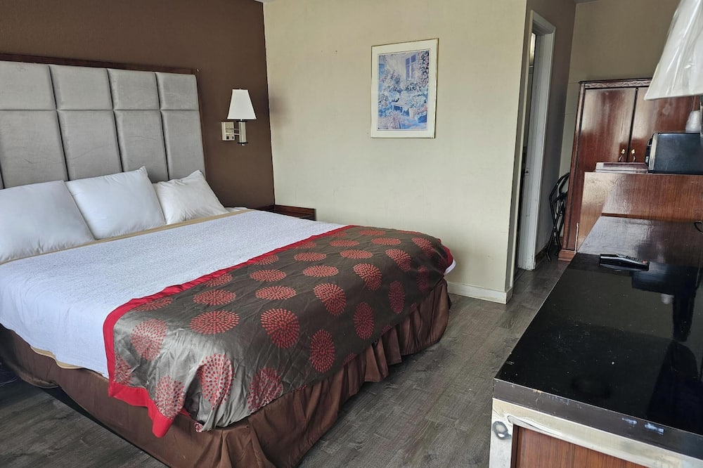 Travel Inn By OYO Omaha