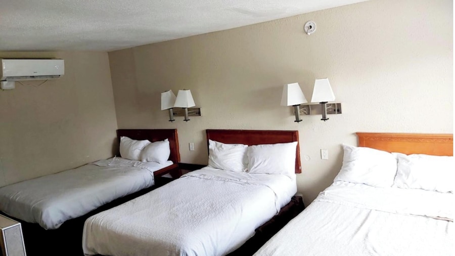 Travel Inn By OYO Omaha