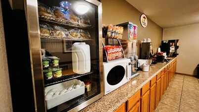 Super 8 by Wyndham Fremont NE