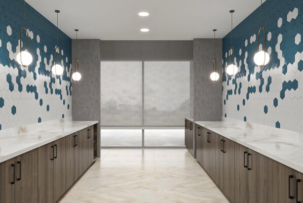 Tägliches inbegriffenes Frühstück zum Mitnehmen