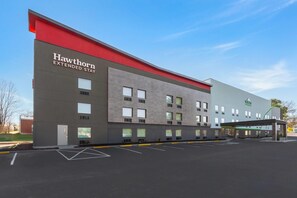 Exterior - Hawthorn Extended Stay by Wyndham Jackson (Jackson)