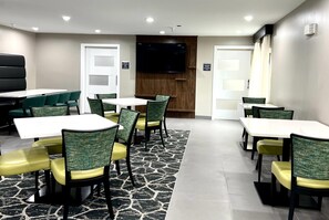 Free daily on-the-go breakfast