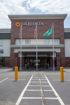 La Quinta Inn & Suites by Wyndham Goodlettsville - Nashville