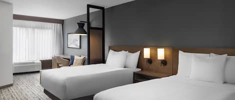 Hochwertige Bettwaren, Pillowtop-Betten, Zimmersafe, Schreibtisch