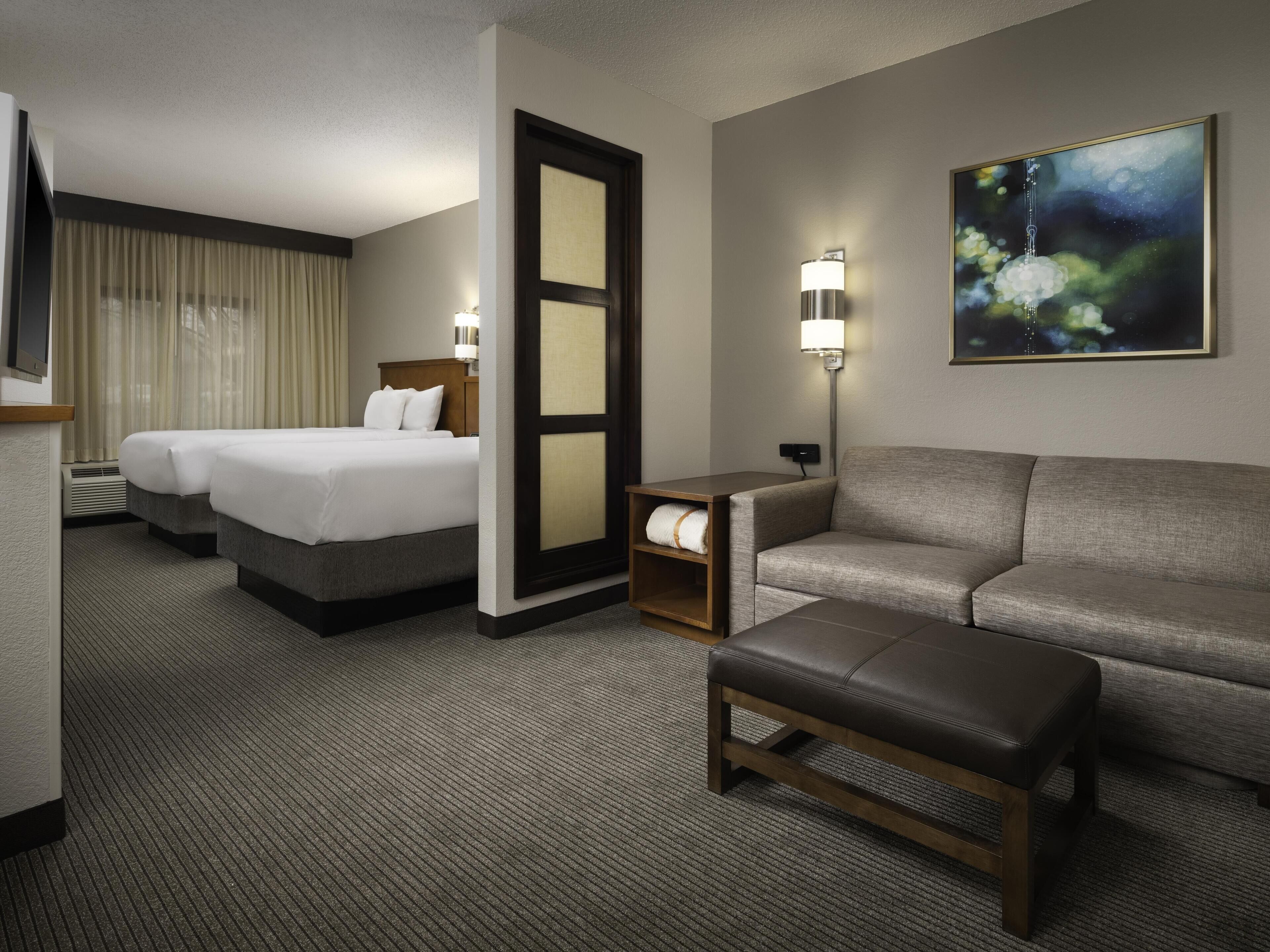 Premium bedding, pillowtop beds, in-room safe, desk