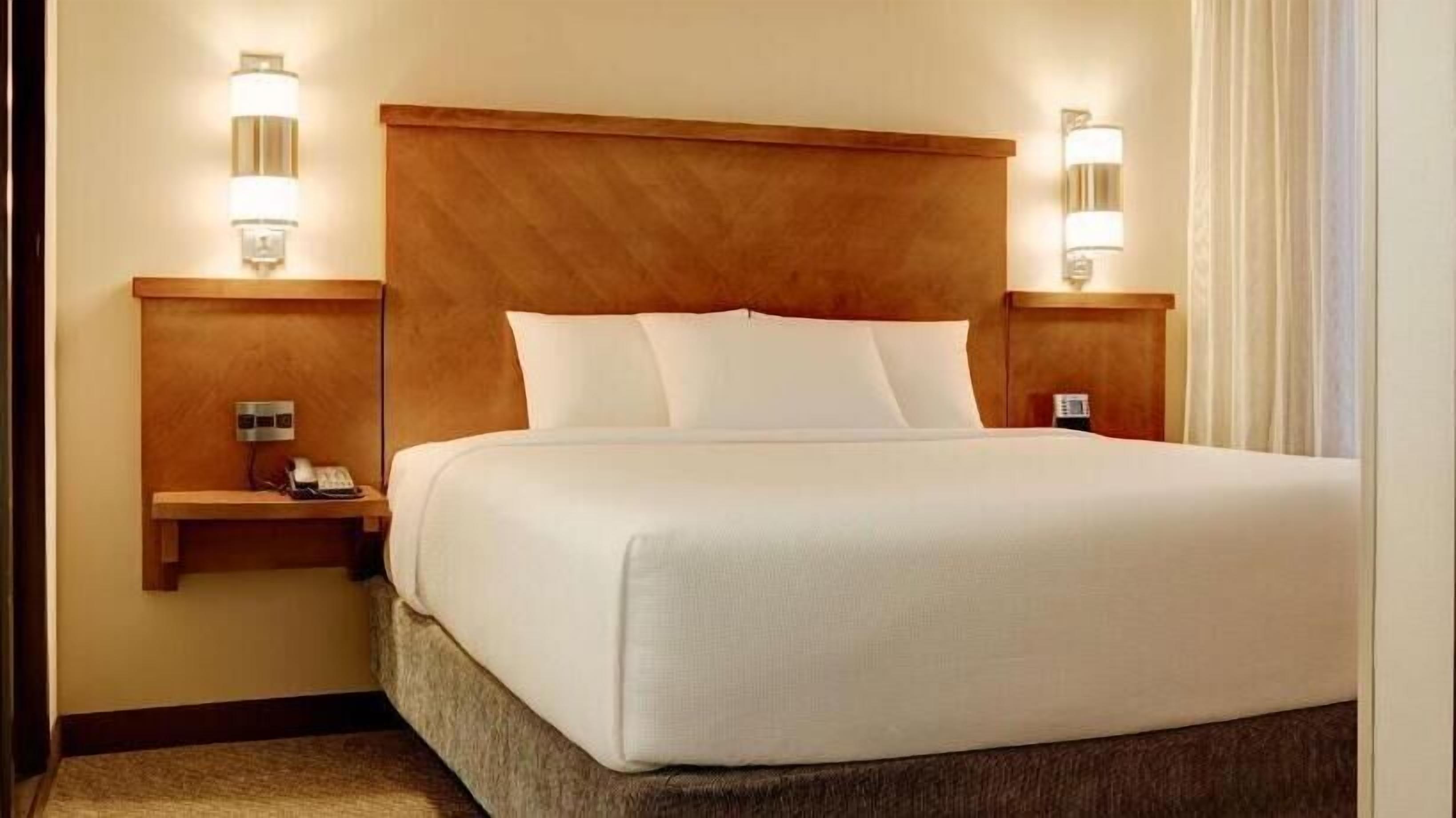 Premium bedding, pillowtop beds, in-room safe, desk