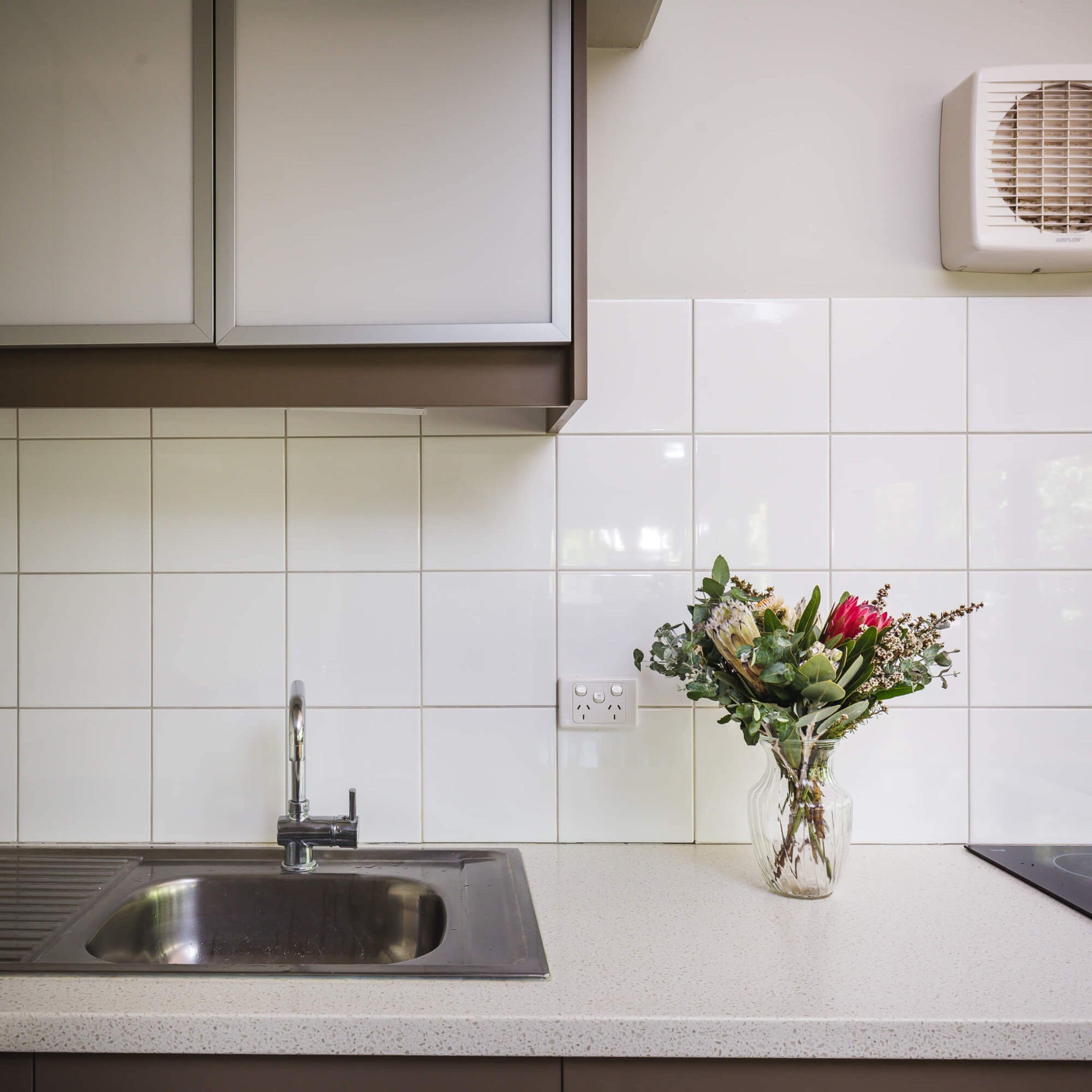 bungalow (pearlers) | private kitchen | fridge, coffee/tea maker, electric kettle