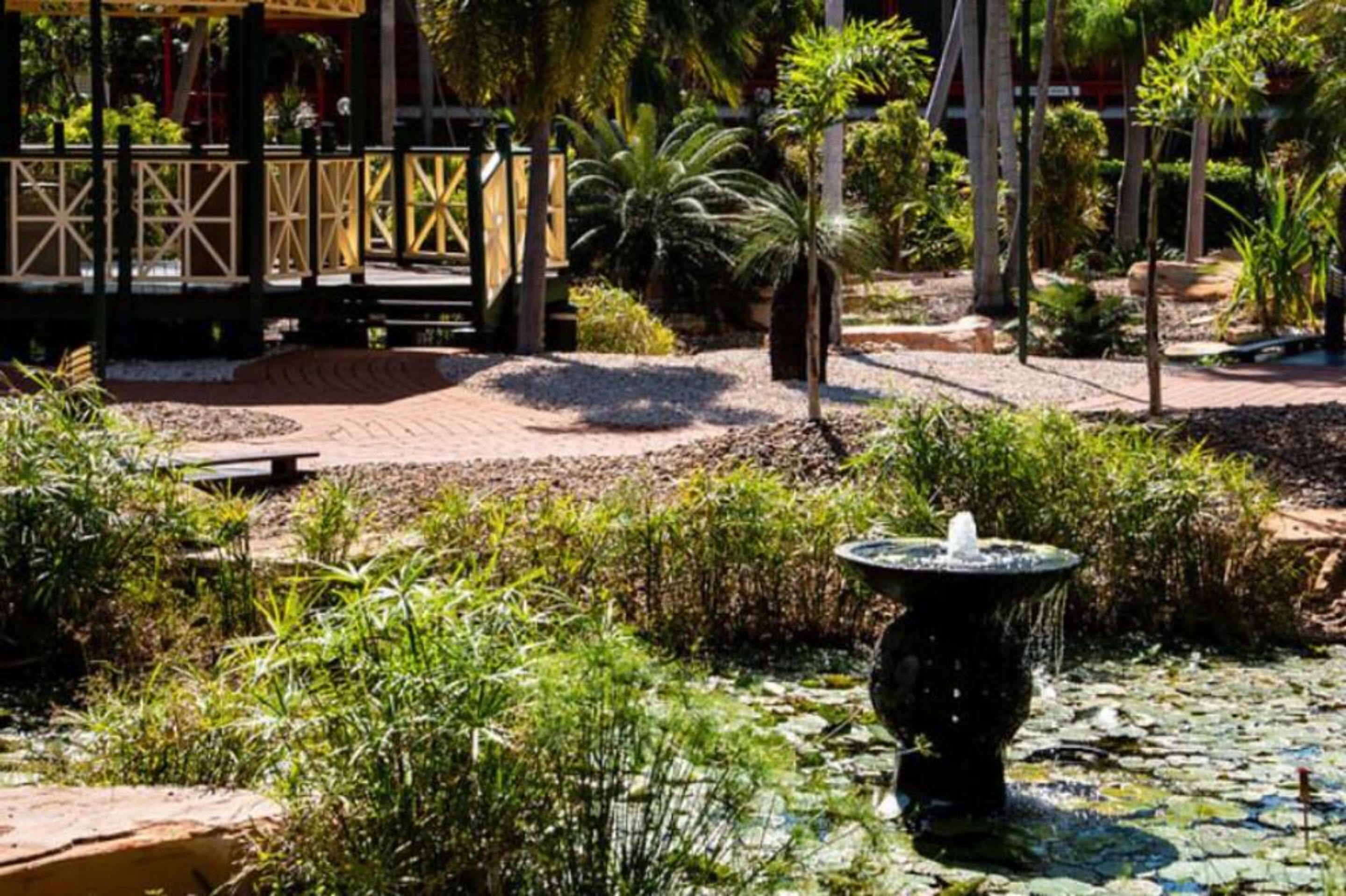 studio, garden view | garden view