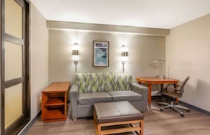 Studio Deluxe, plusieurs lits, non-fumeurs, coin cuisine | 1 chambre, literie de qualité supérieure, surmatelas, bureau