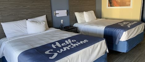 Coffres-forts dans les chambres, bureau, fer et planche à repasser