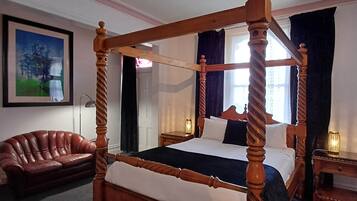 1 bedroom, minibar, in-room safe, individually decorated