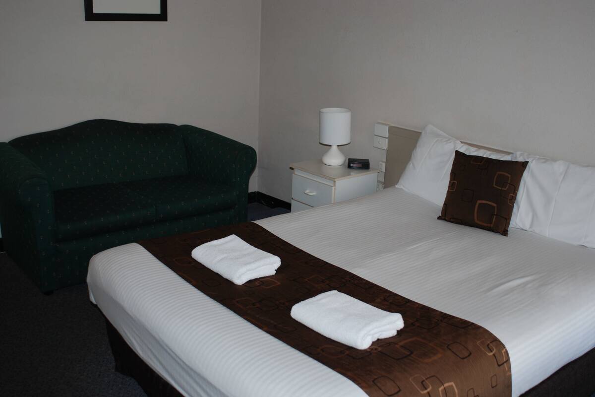 Queen Room