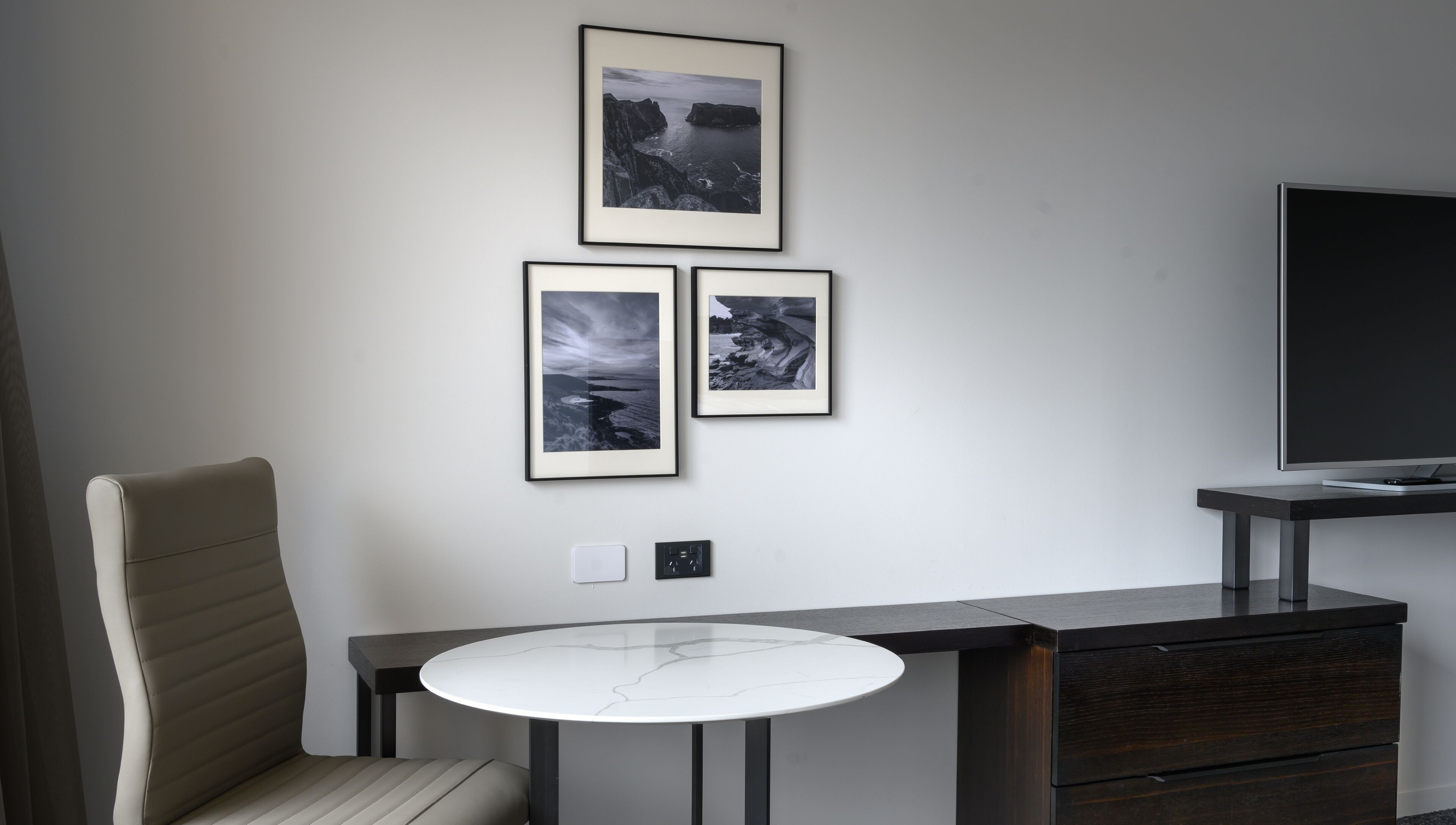 1 bedroom, premium bedding, minibar, in-room safe