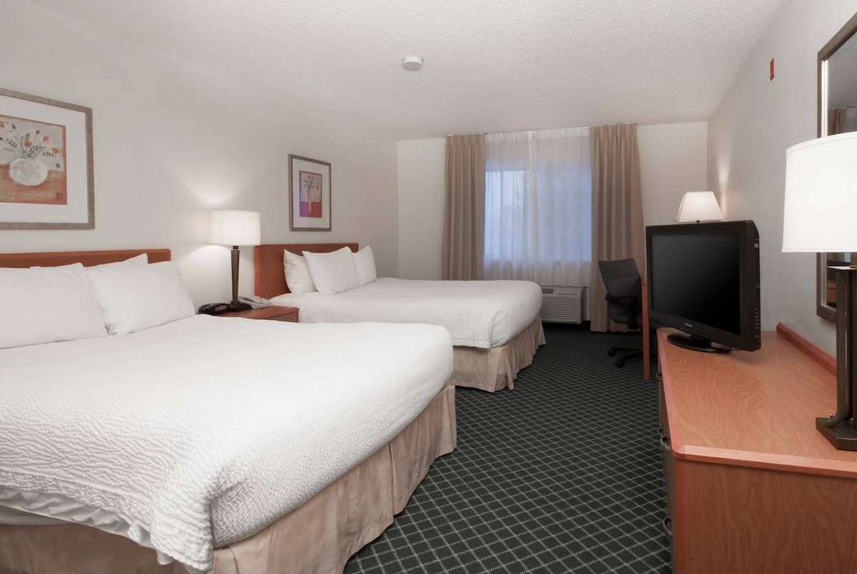 Skrivebord, arbejdsområde til bærbare computere, mørklægningsgardiner