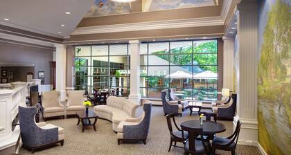 Desmond Hotel Malvern, a DoubleTree by Hilton