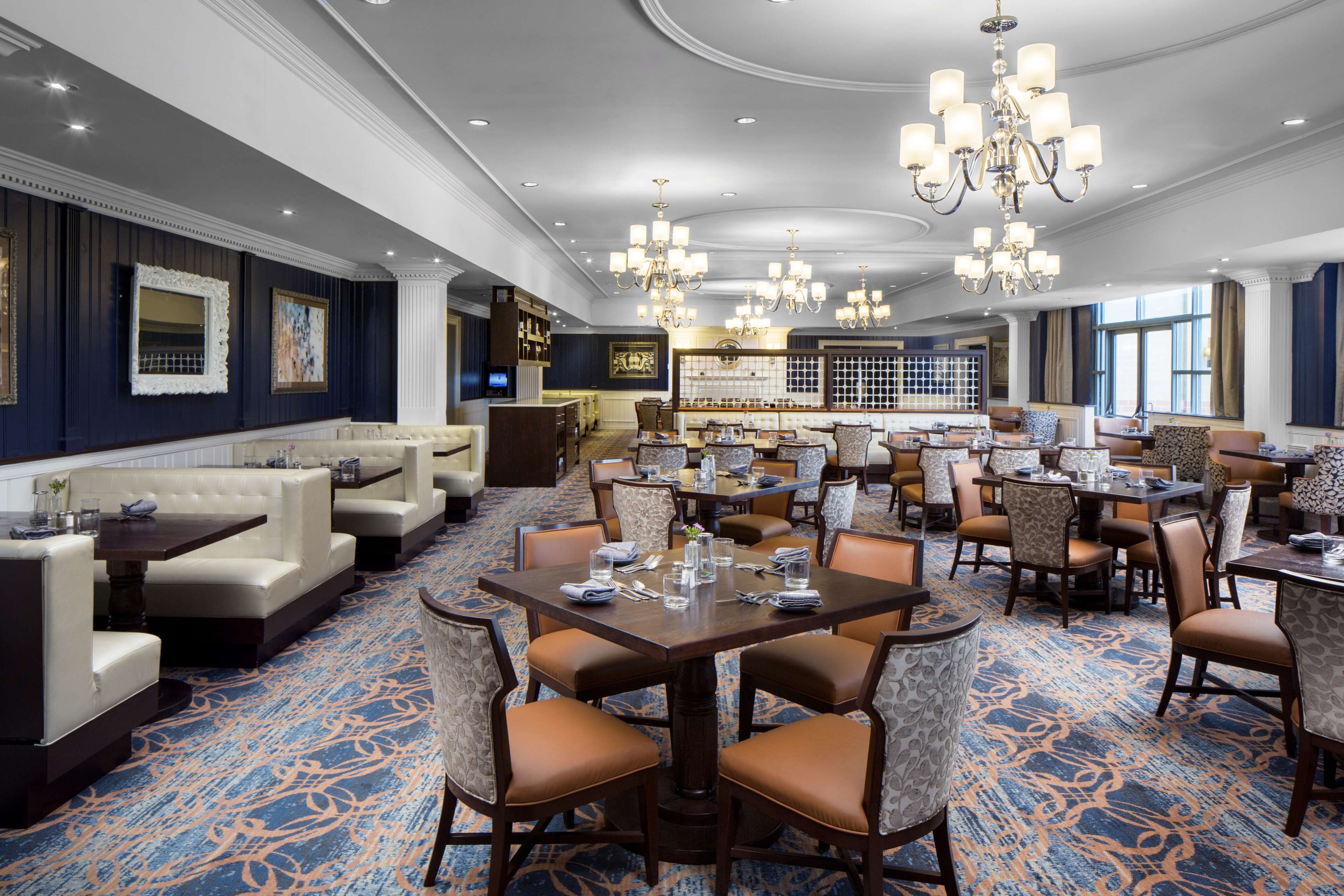2 restaurants; breakfast, lunch, and dinner served