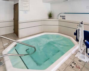 Piscine couverte