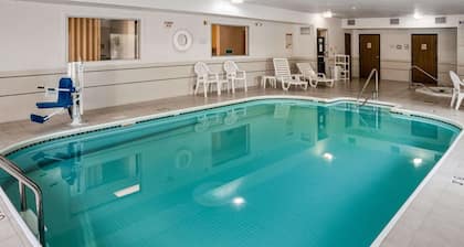 Quality Inn near Northtown Mall & National Sports Center