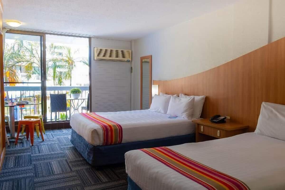 Strykejern/-brett og sengetøy