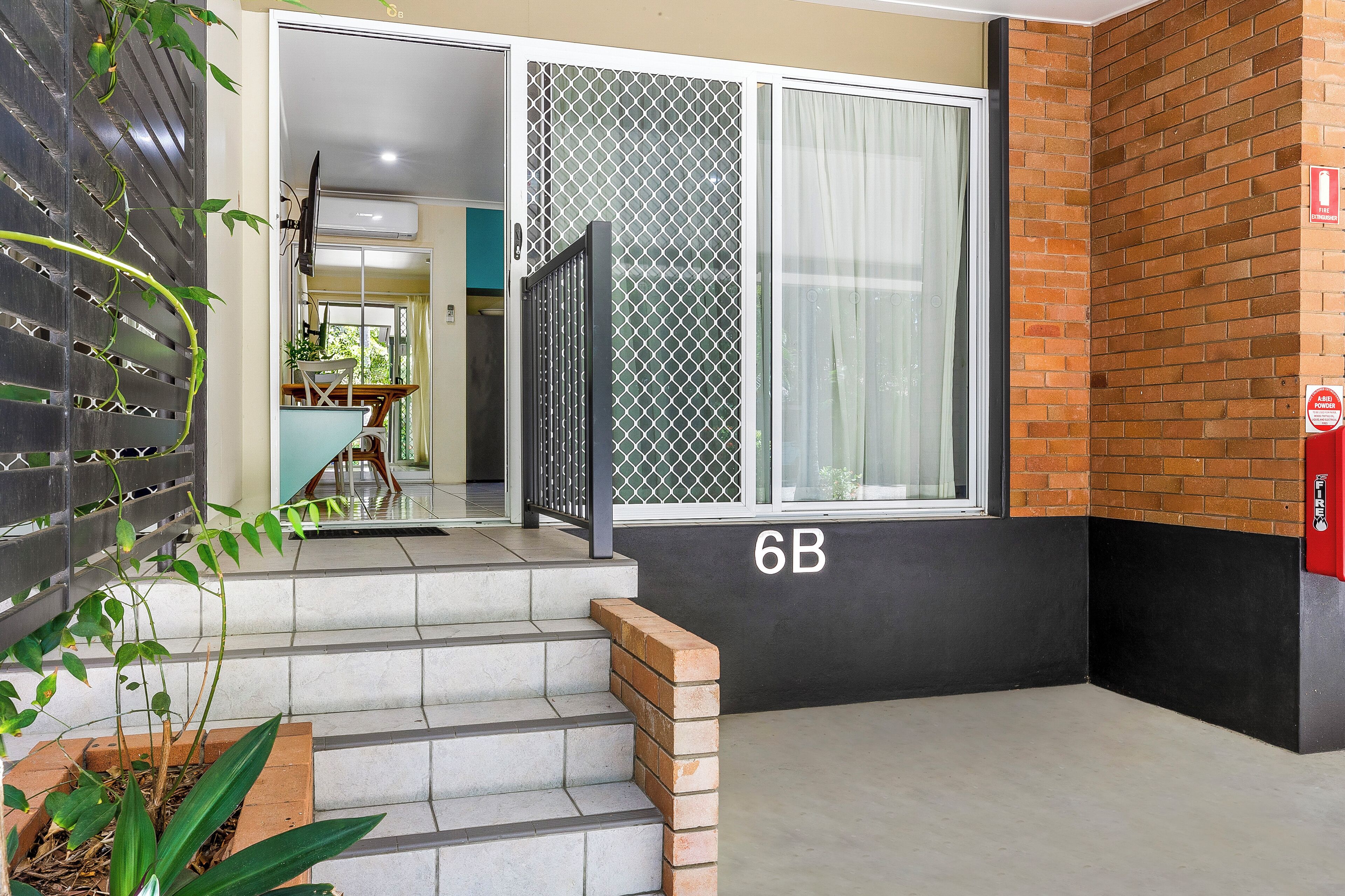 studio | in-room safe, desk, soundproofing, iron/ironing board