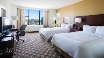 Habitación Deluxe, 2 camas matrimoniales | 1 habitación, ropa de cama de alta calidad y camas con pillow-top