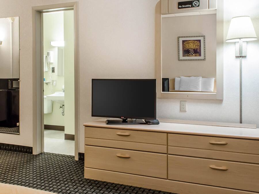 Standard Room, 2 Queen Beds, Non Smoking | Desk, blackout curtains, iron/ironing board, free WiFi