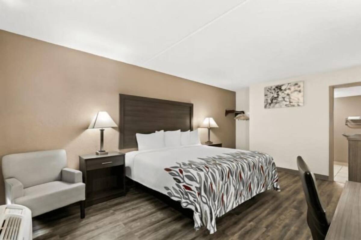 1 bedroom, desk, laptop workspace, blackout curtains