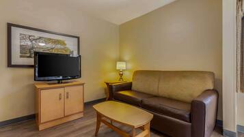 Studio – deluxe, 1 queensize-seng med sovesofa, ikke-røyk | Skrivebord, wi-fi (inkludert) og sengetøy