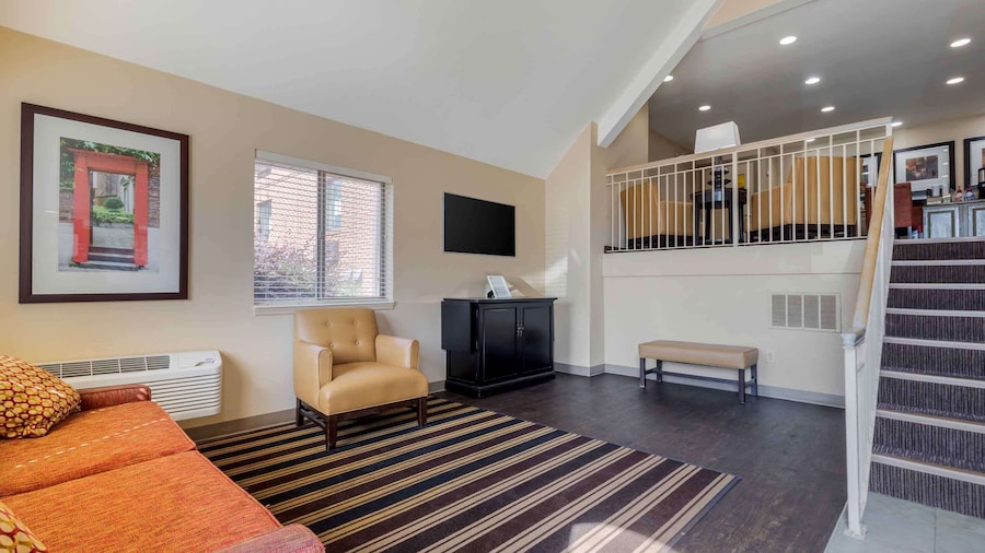 Studio 6 Suites Greenville, SC - Haywood Mall