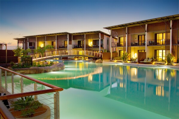 Outdoor pool, sun loungers