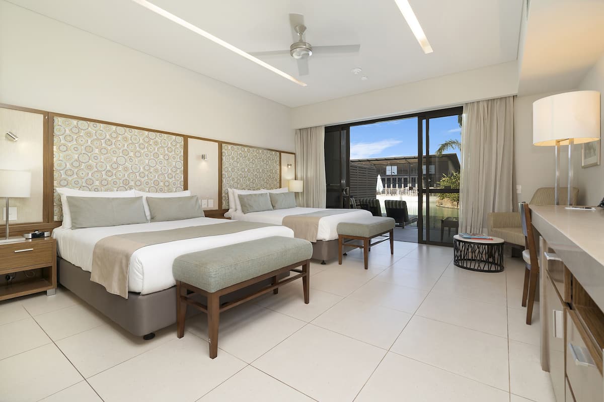 in-room safe, iron/ironing board, free wifi, bed sheets