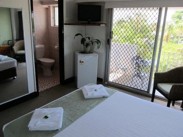 Standard Double Room with Balcony | Blackout drapes, iron/ironing board, free WiFi, bed sheets
