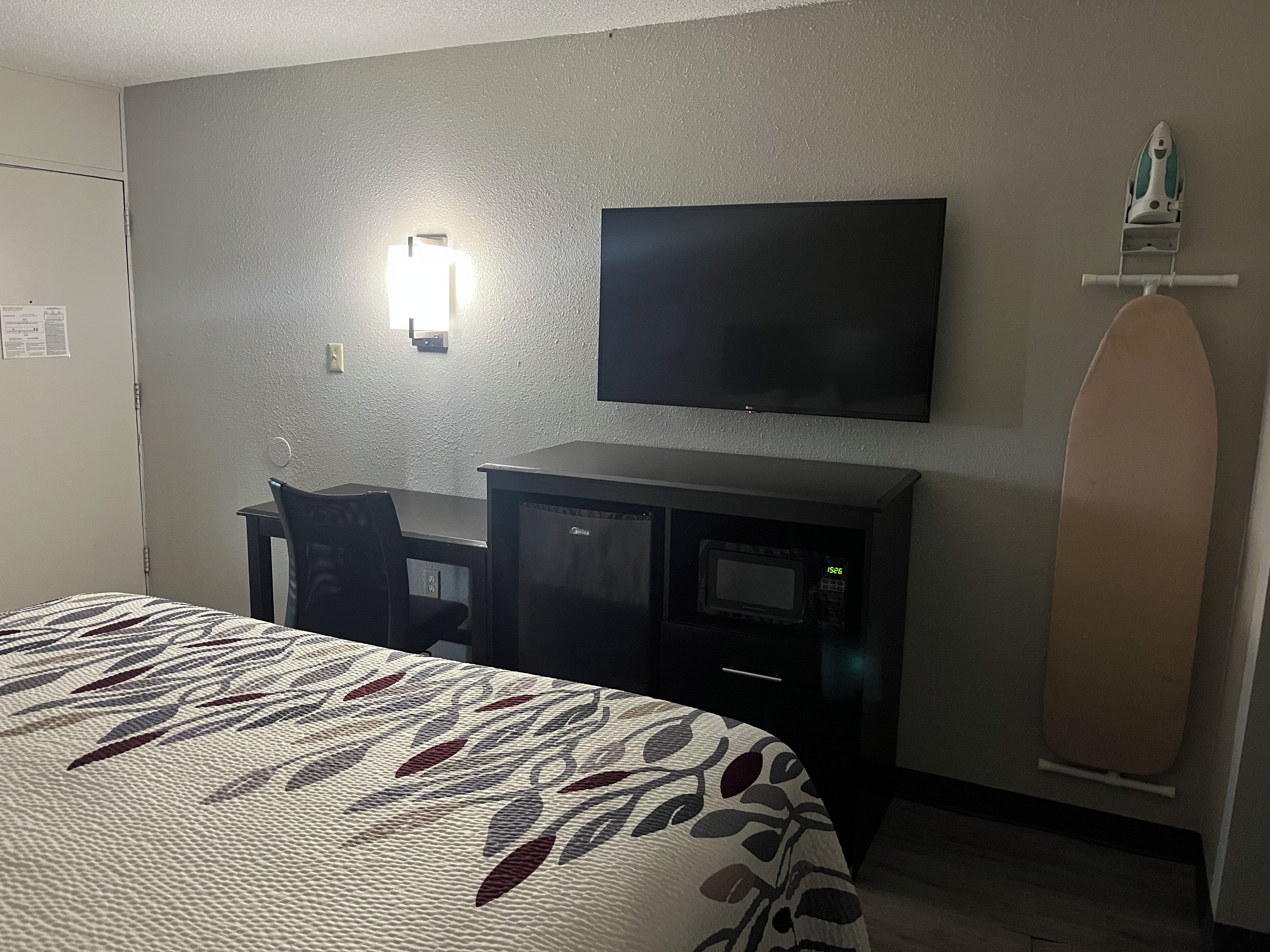 Desk, laptop workspace, blackout drapes, WiFi (free)