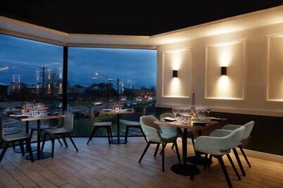 The Charles Boutique Hotel & Dining