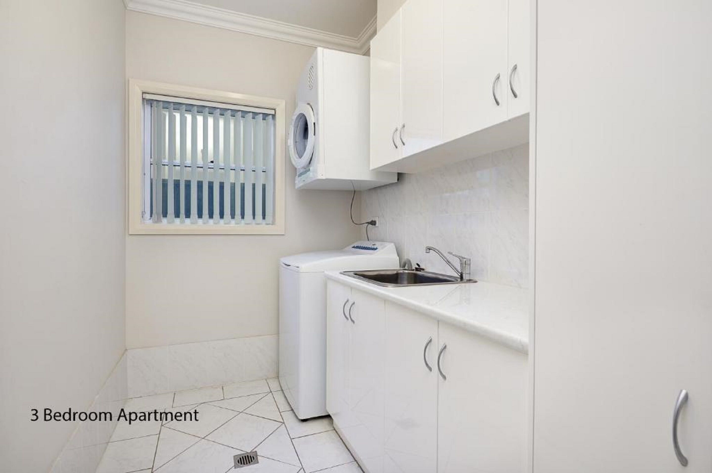 three bedroom apartment | laundry