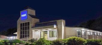 Travelodge by Wyndham Essington / Philadelphia Airport