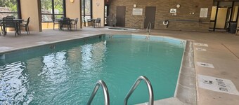 AmericInn by Wyndham Memphis East