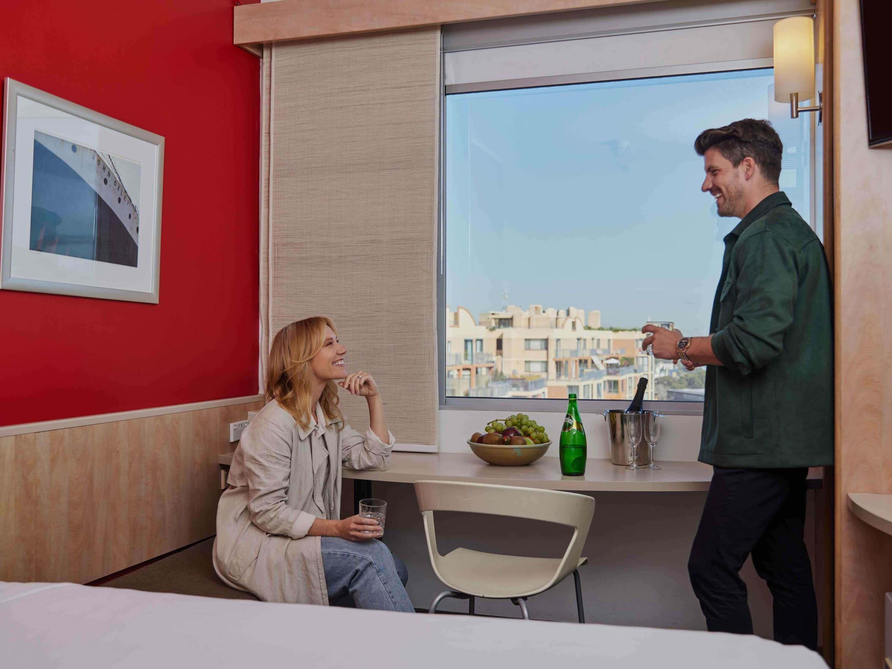 Standard Room, 2 Single Beds (Pyrmont View)