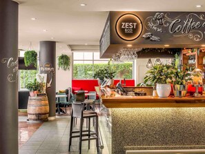 Bar (on property) - ibis Sydney Darling Harbour (Sydney)