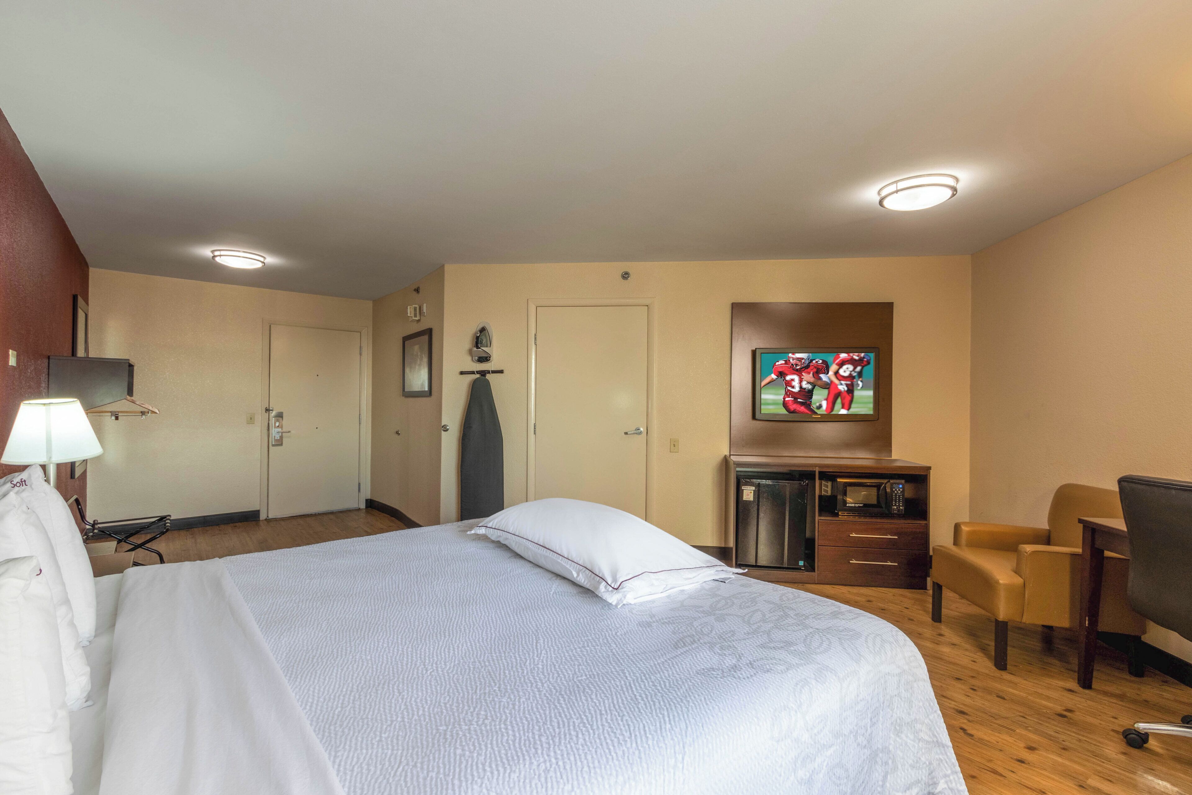 Photo - Red Roof Inn PLUS+ El Paso East