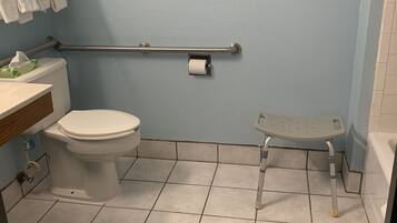 Room, 1 Queen Bed, Accessible, Non Smoking (Mobility) | Bathroom